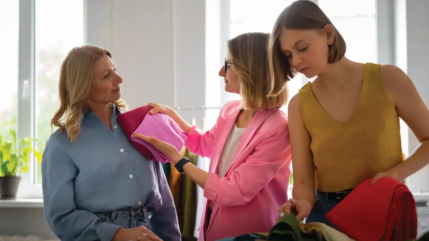 You are currently viewing Color Matching Tips to Instantly Upgrade Your Outfit